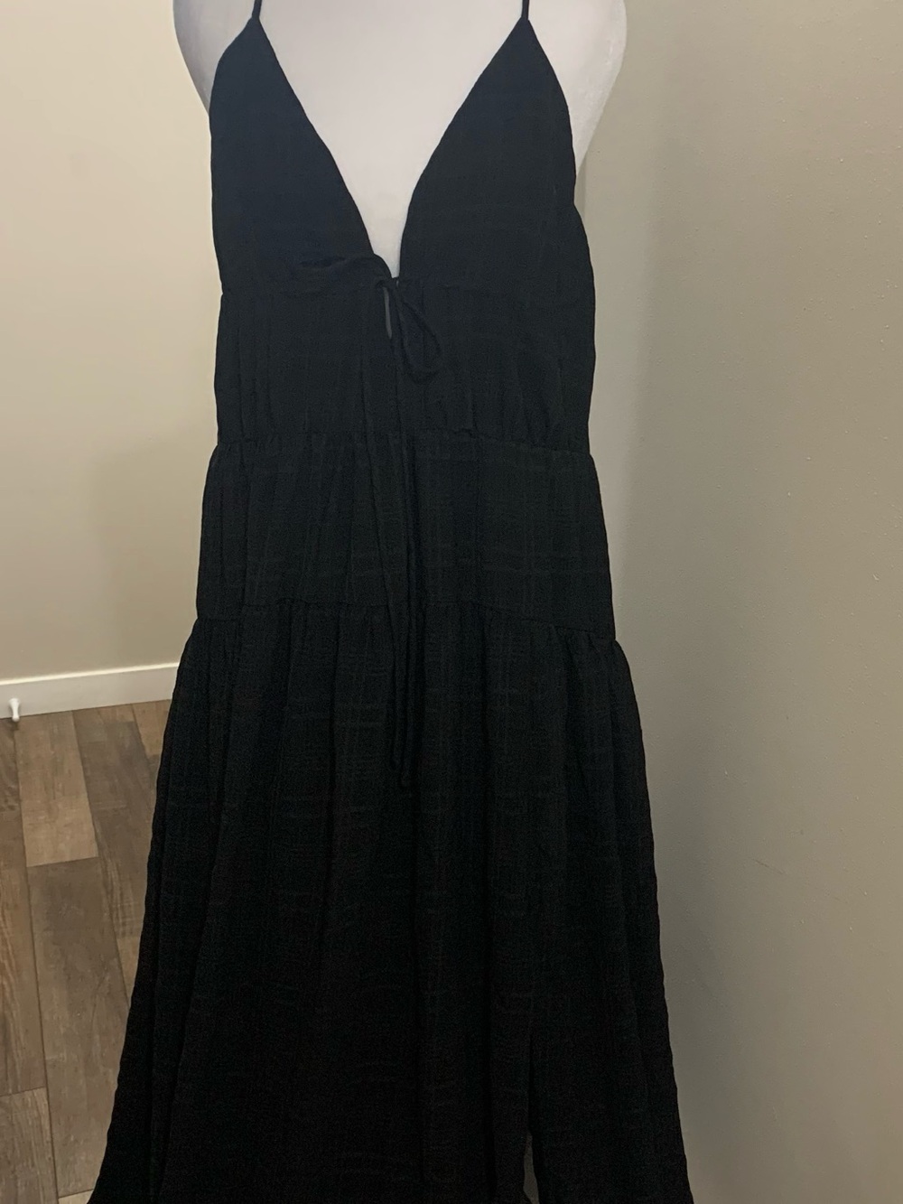 Astr Black Strapless Tie-Front Maxi Dress